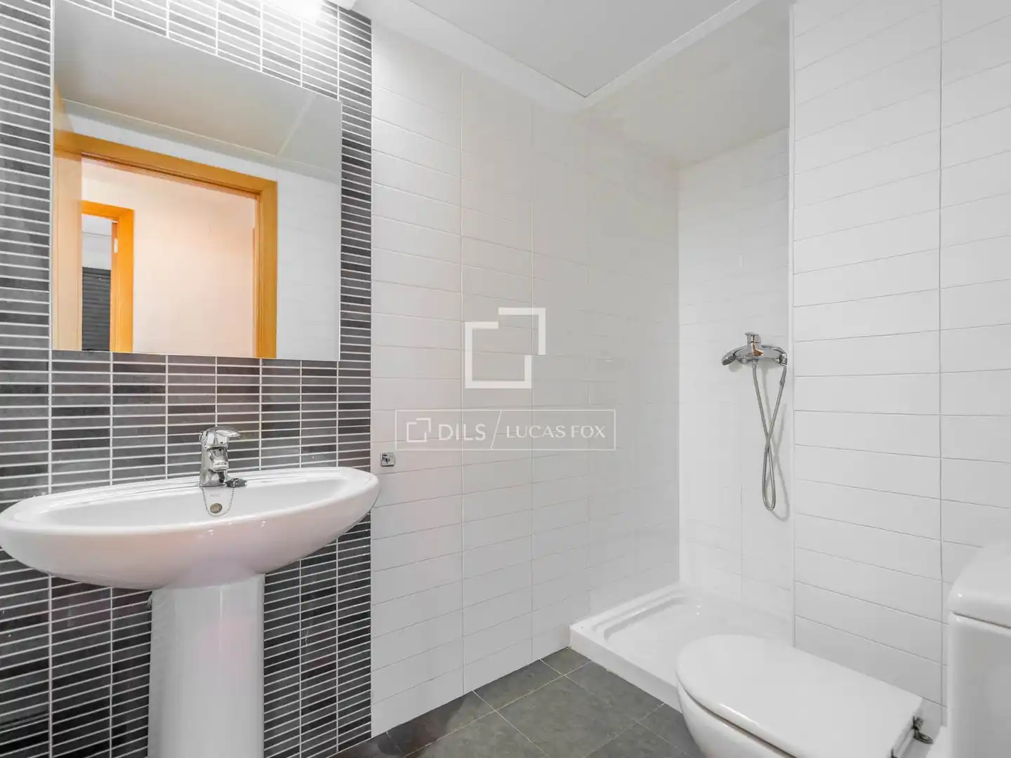 Penthouse with balcony for sale in Camins al Grau, imagen 28