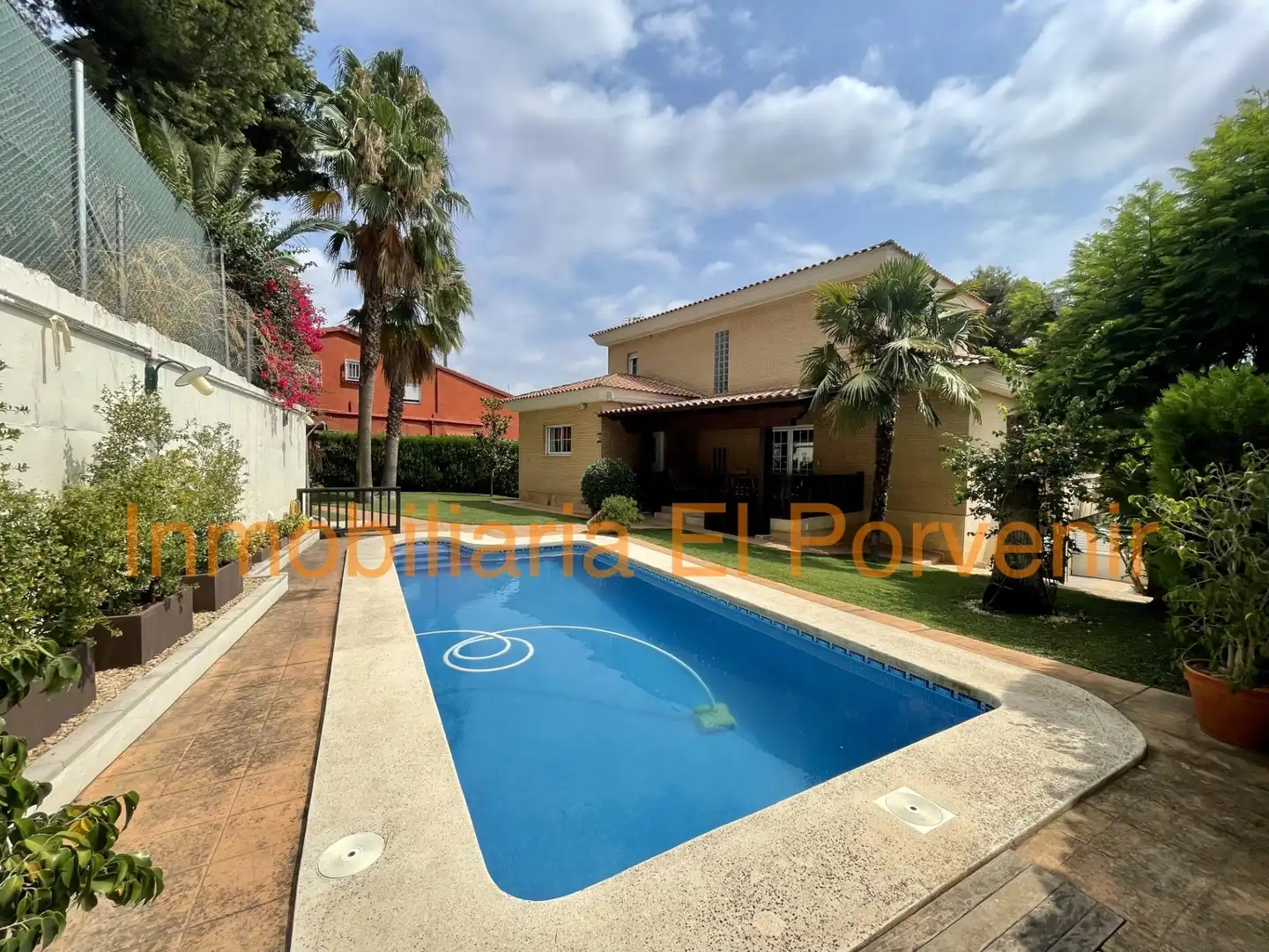 Vista exterior de Casa o chalet en venta en Torrent con Aire acondicionado, Jardín privado y Terraza