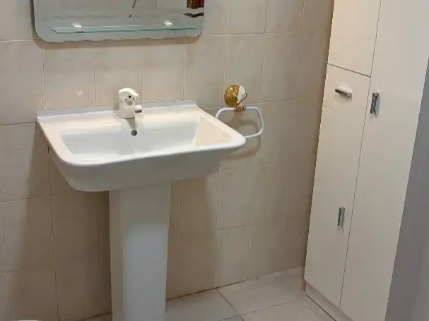 Bathroom of Flat for rent in Santiurde de Toranzo, Cantabria