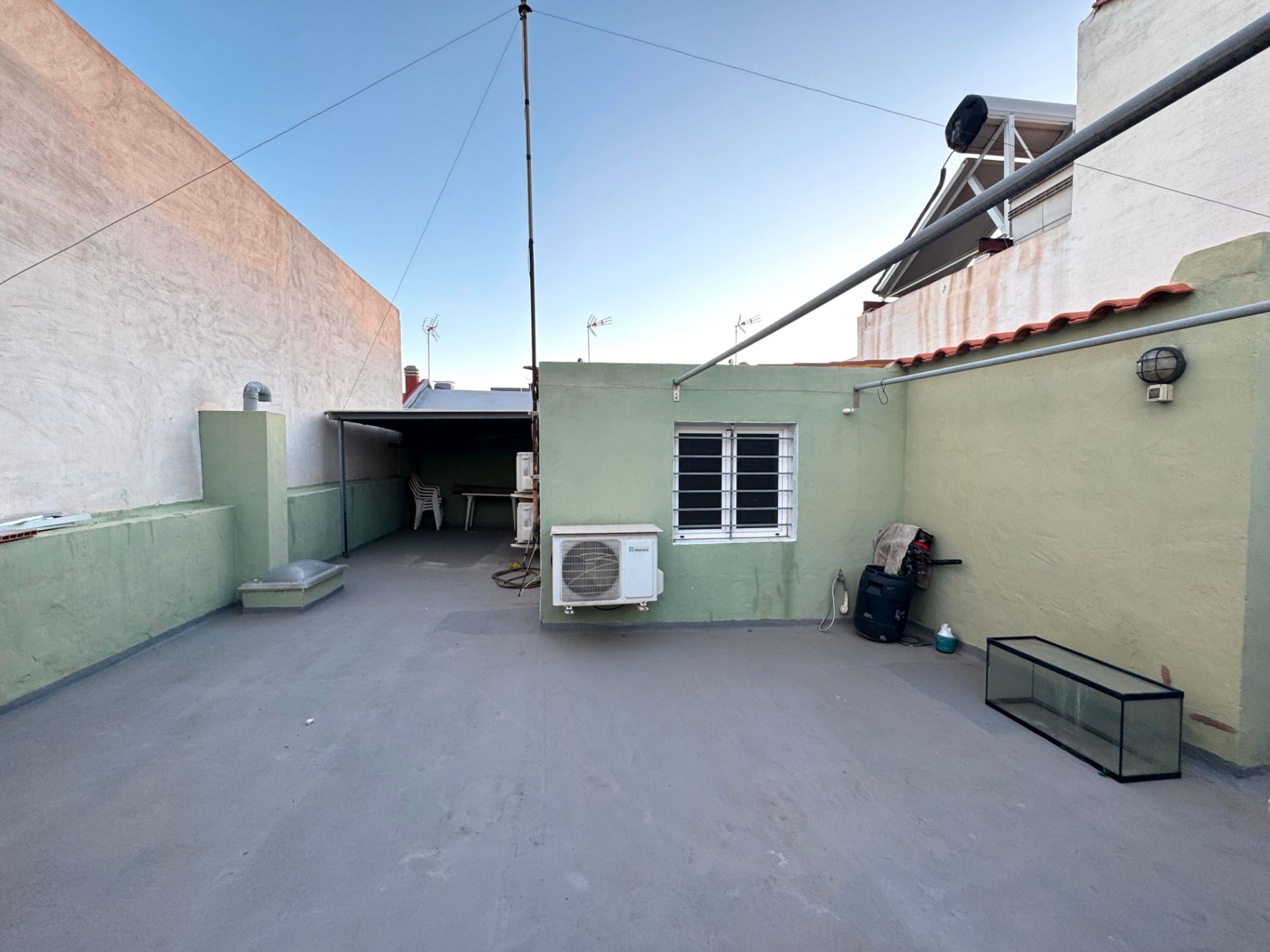 Exterior view of Single-family semi-detached for sale in Ingenio  with Air Conditioner, Terrace and Storage room