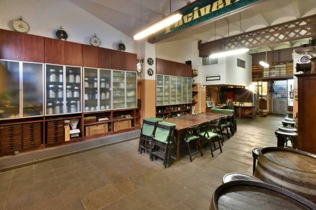 Local comercial en Alquiler en Carrer RAFAEL CAMPALANS DE en Collblanc