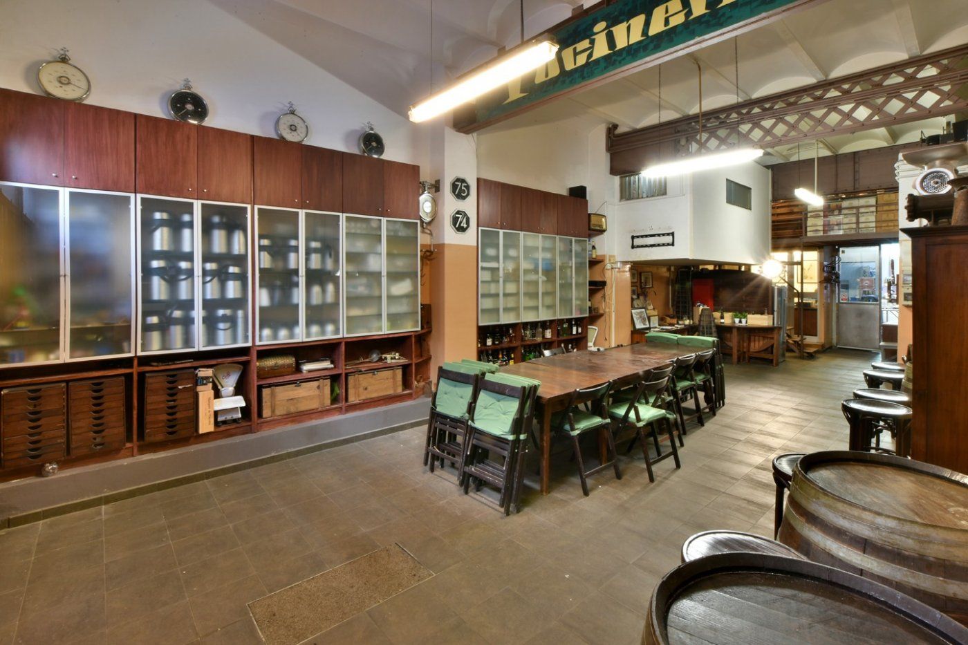 Local de lloguer en L'Hospitalet de Llobregat