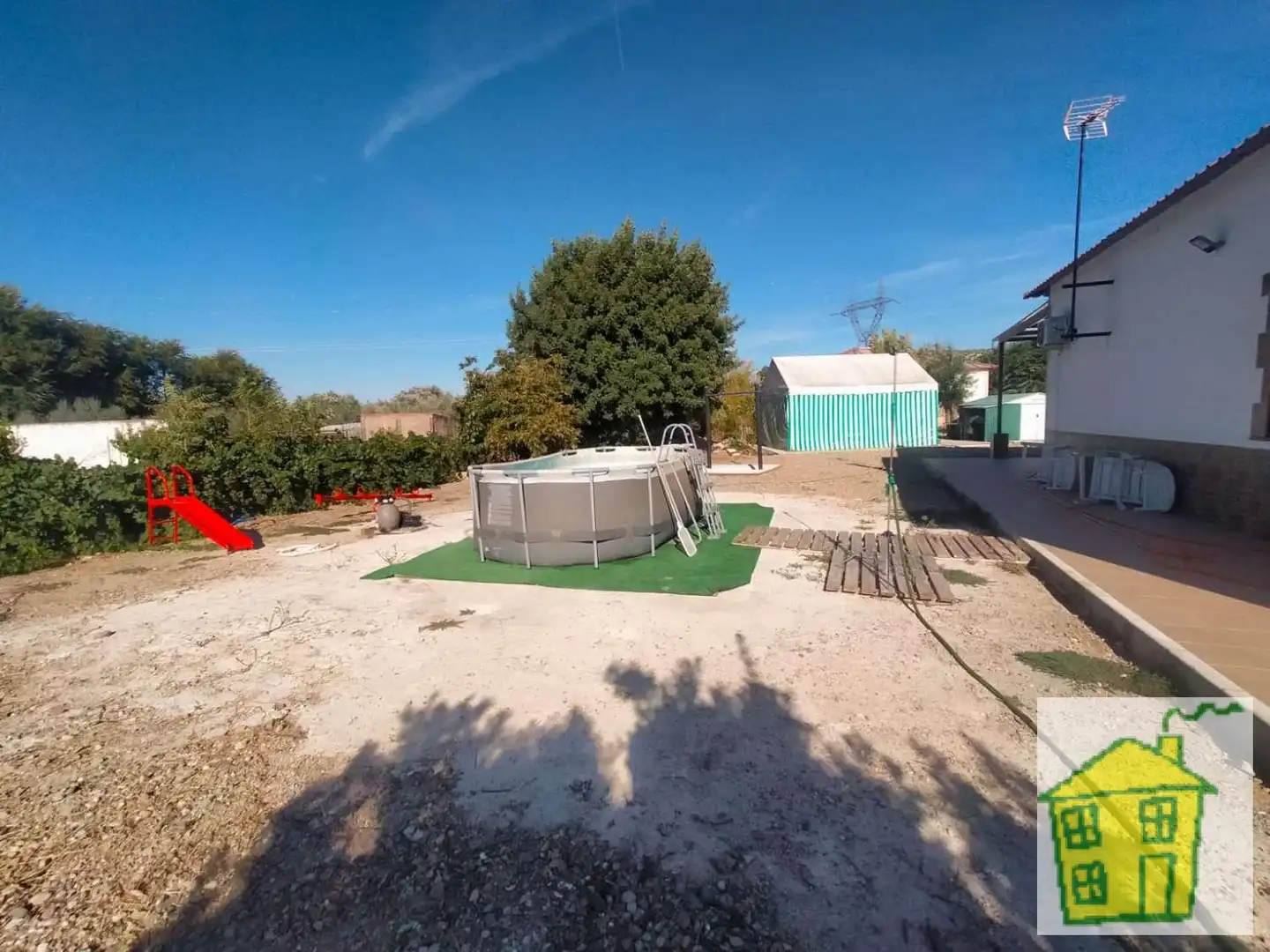 Finca rústica en venta en Marmolejo con Jardín privado