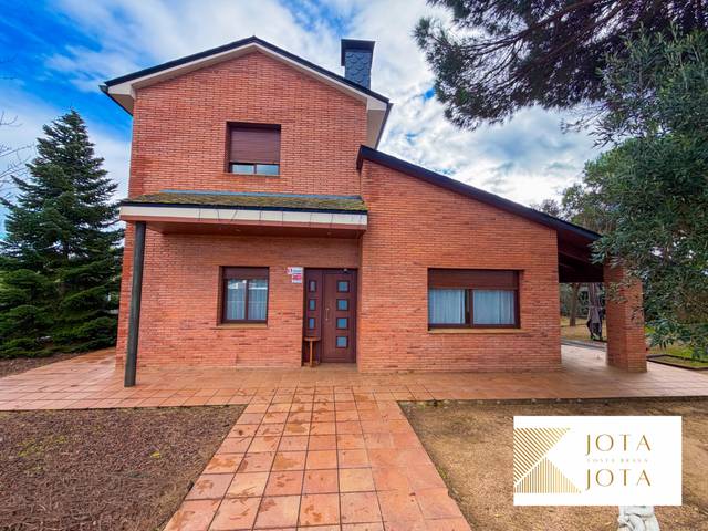 Casa-chalet en Venta en La Goba