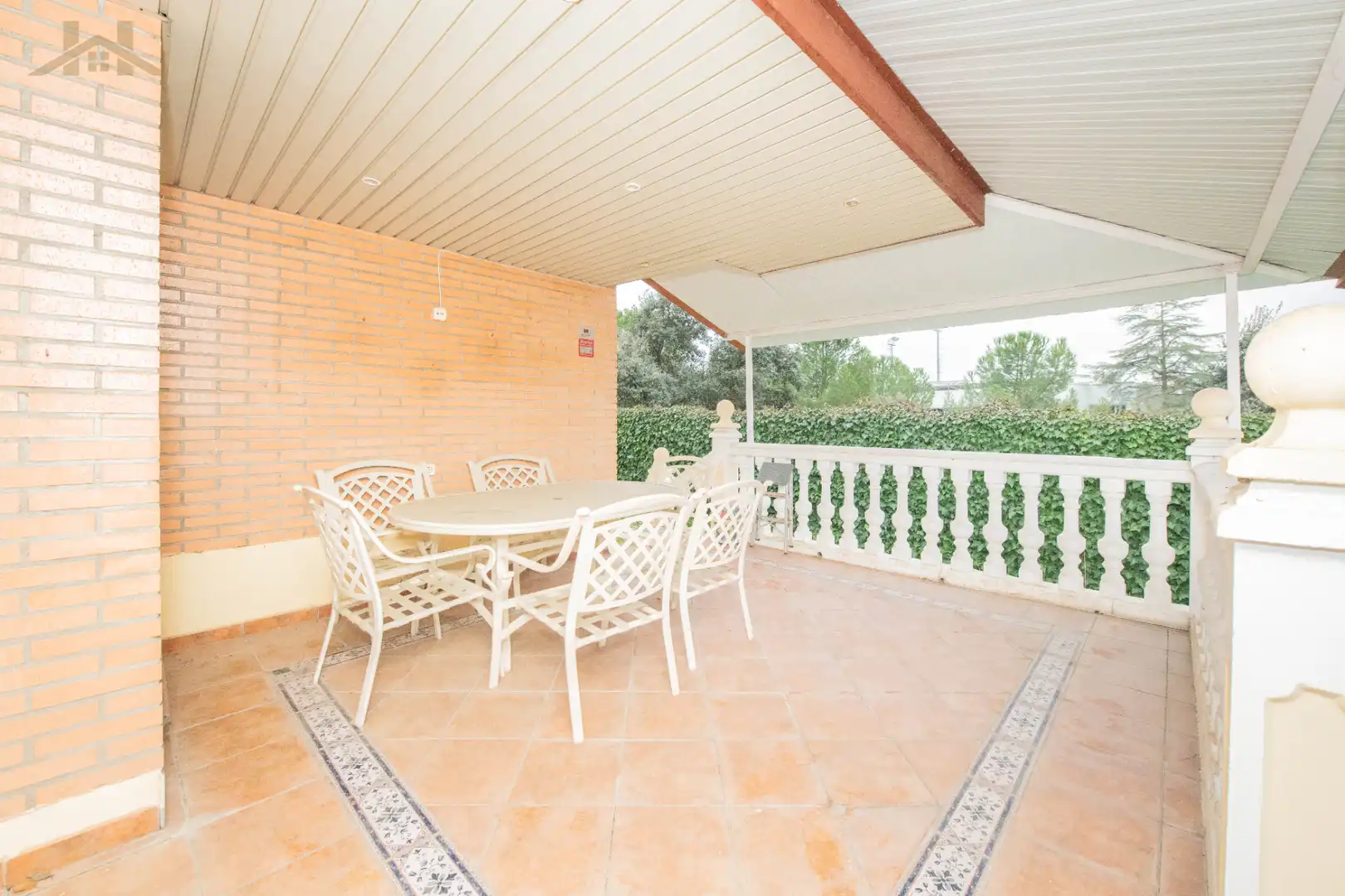 Terrassa de Casa adosada en venda en Villaviciosa de Odón amb Calefacció, Jardí privat i Terrassa