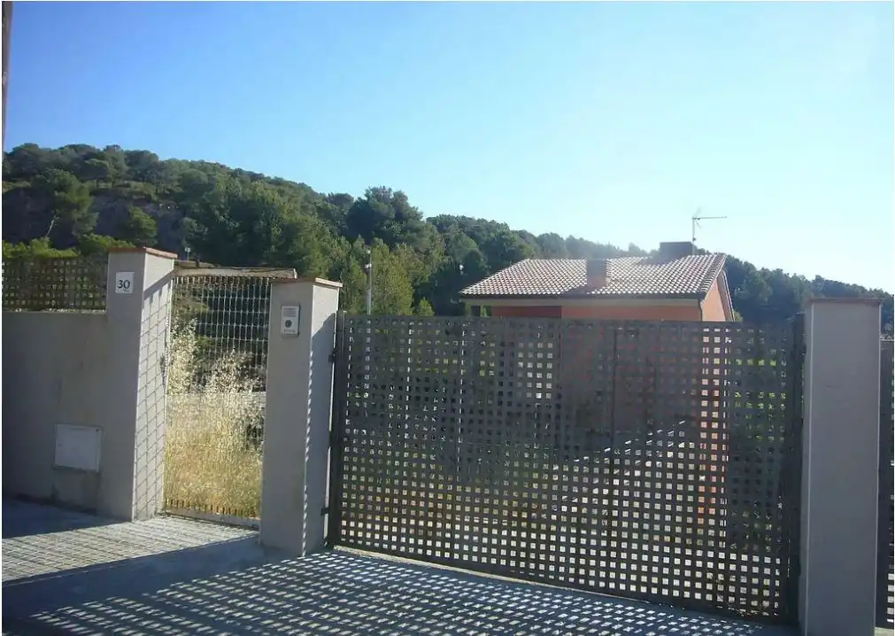 Vista exterior de Casa o chalet en venta en Font-rubí con Jardín privado, Terraza y Trastero