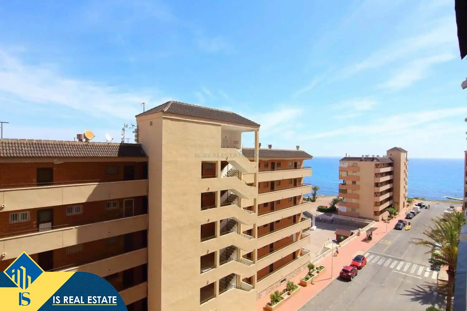 Apartment with pool for sale in Playa de los Locos, imagen 5