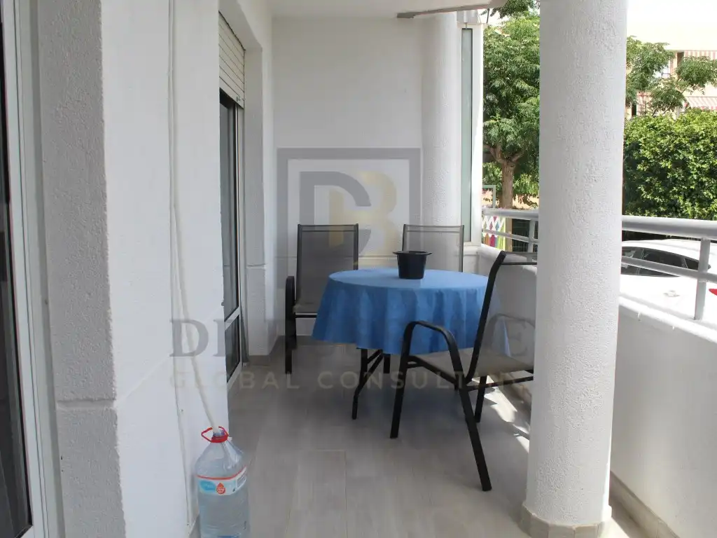Terraza de Apartamento en venta en Pilar de la Horadada con Aire acondicionado, Piscina y Amueblado