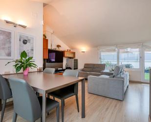 Sala d'estar de Àtic en venda en Manresa amb Aire condicionat, Terrassa i Balcó
