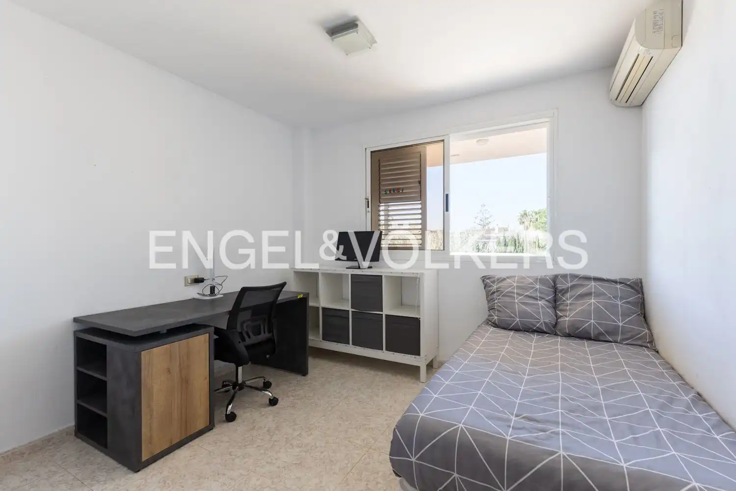Habitación de Casa o chalet de alquiler en Benicasim / Benicàssim con Aire acondicionado, Calefacción y Jardín privado