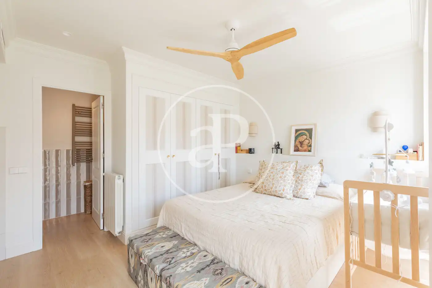 Bedroom of Flat for sale in Madrid  with Air Conditioner, Heating and Storage room