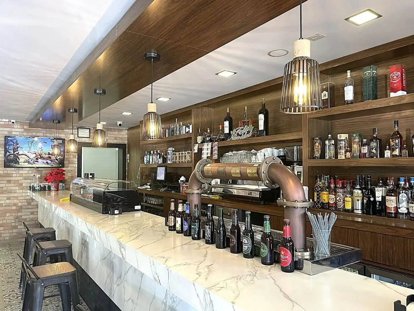 Commercial properties for sale in Garrucha  with Air Conditioner and Furnished
