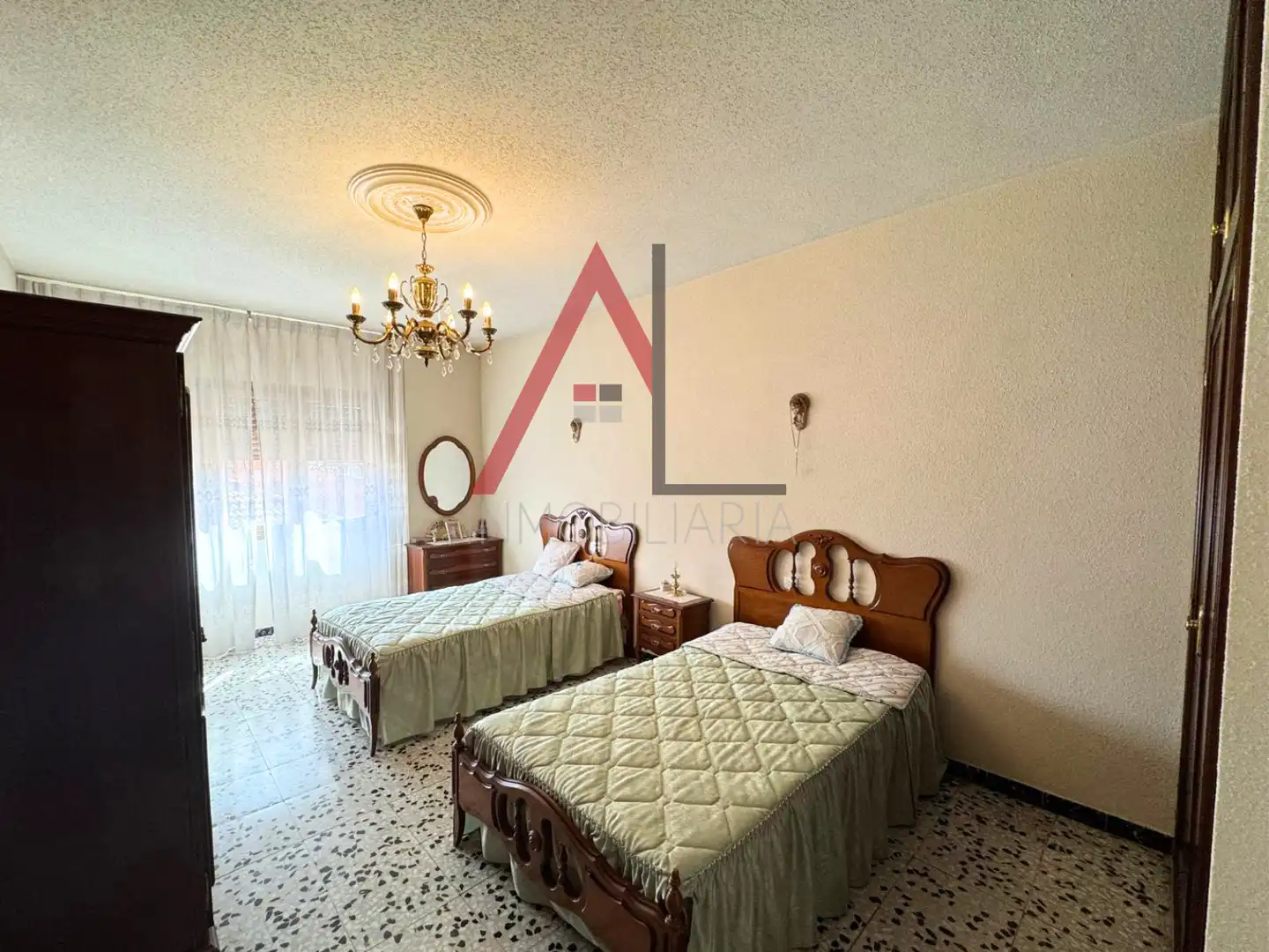 Habitación de Piso en venta en Nava de la Asunción con Terraza, Amueblado y Lavadora
