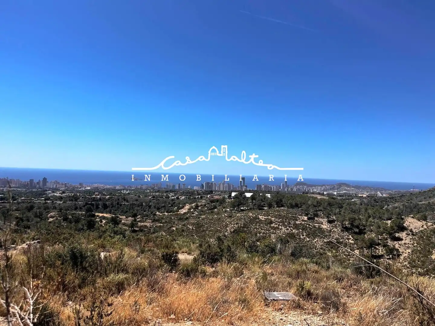 Vista exterior de Apartament en venda en Benidorm amb Aire condicionat, Calefacció i Jardí privat