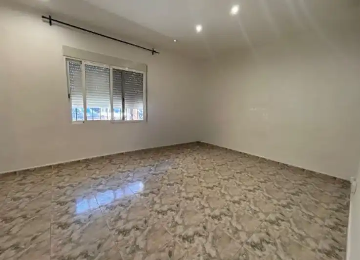 Flat for sale in Alfafar  with Air Conditioner