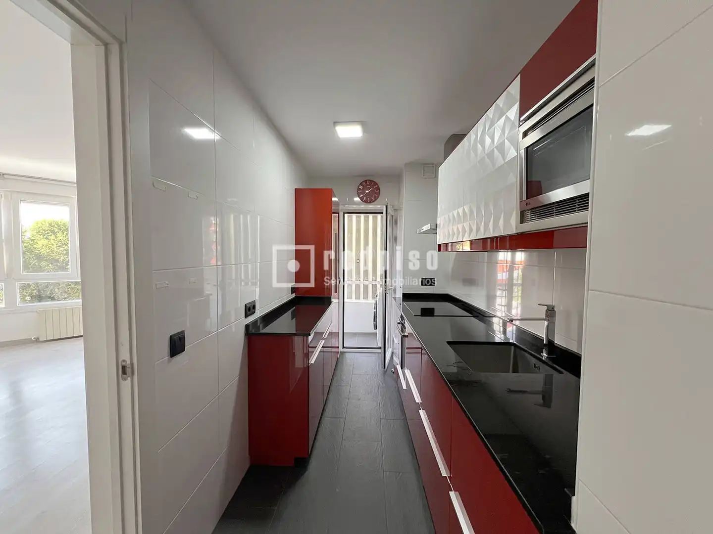 Kitchen of Flat for rent in Madrid  with Heating, Private garden and Terrace