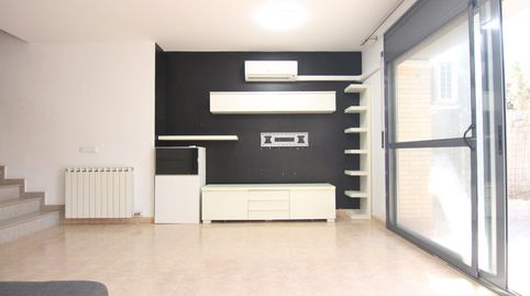Foto 2 de Dúplex en venta en Olesa de Montserrat, Barcelona