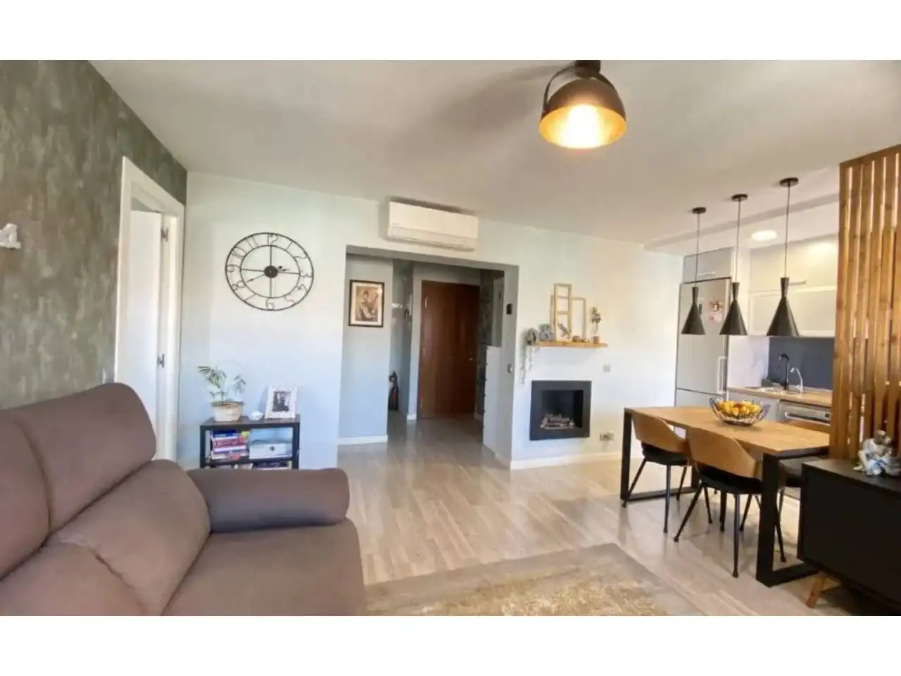 Living room of Flat for sale in Cornellà de Llobregat