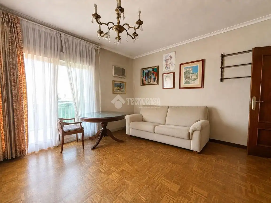 Sala de estar de Piso en venta en Madrid con Calefacción y Terraza