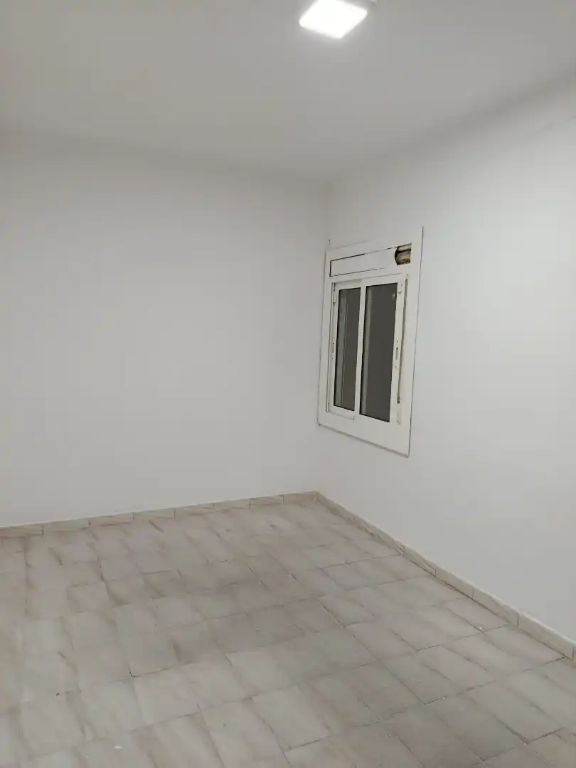 Dormitori de Pis en venda en Badalona amb Aire condicionat, Calefacció i Balcó
