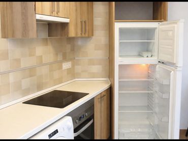 Apartament amb balcó en venda a Joan Miro 14