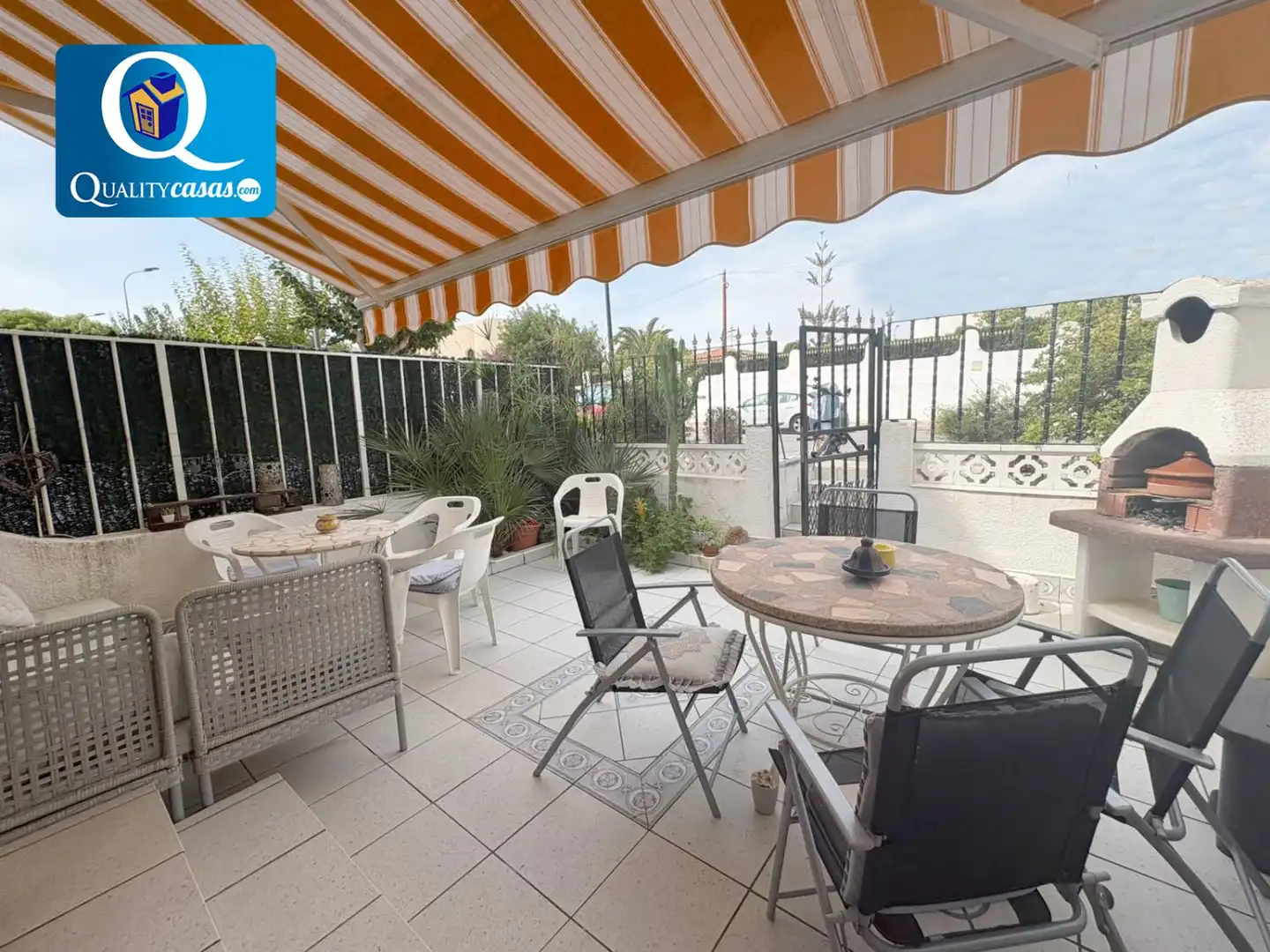 Terrace of Houses for sale in Pueblo Español - Coveta Fumá