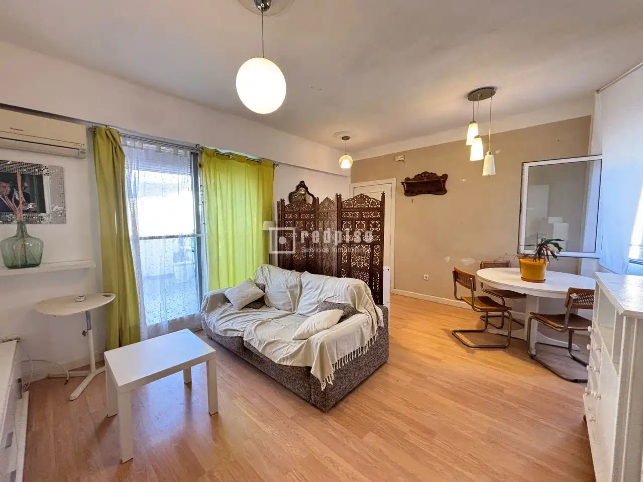 Sala de estar de Ático en venta en Valencia con Aire acondicionado, Terraza y Trastero