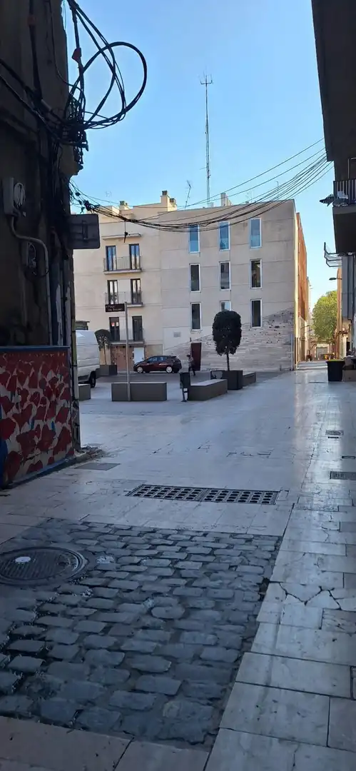Vista exterior de Casa o xalet en venda en Reus amb Balcó