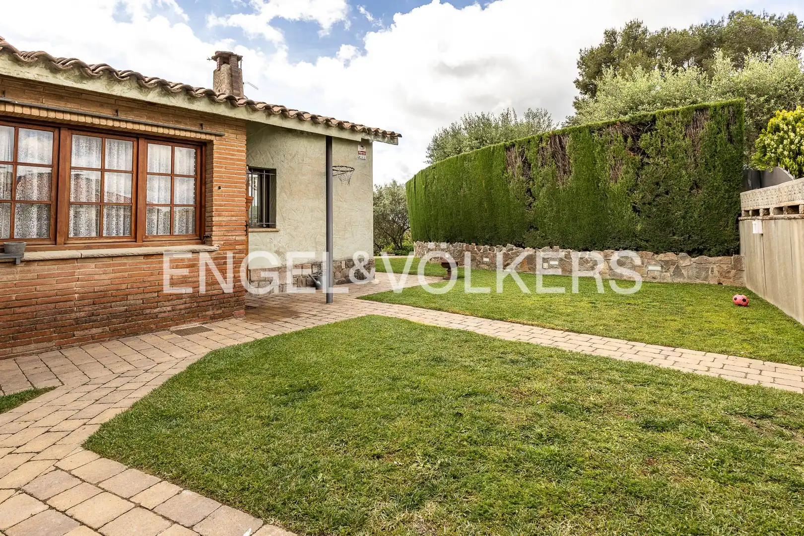 Casa o xalet en venda en Sant Feliu de Codines amb Aire condicionat, Calefacció i Jardí privat
