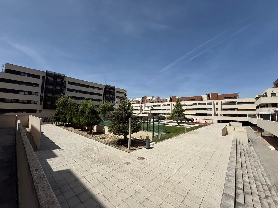 Piso en venta en Yebes - Valdeluz, Yebes