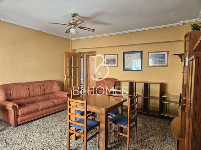 Piso en Venta en Carre del Dia del'Estalvi en Ensanche - Río Júcar