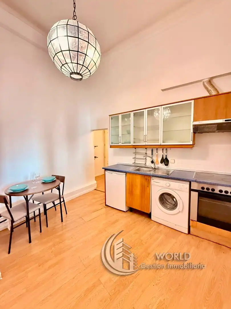 Kitchen of Flat for rent in Madrid  with Heating, Furnished and Washing machine