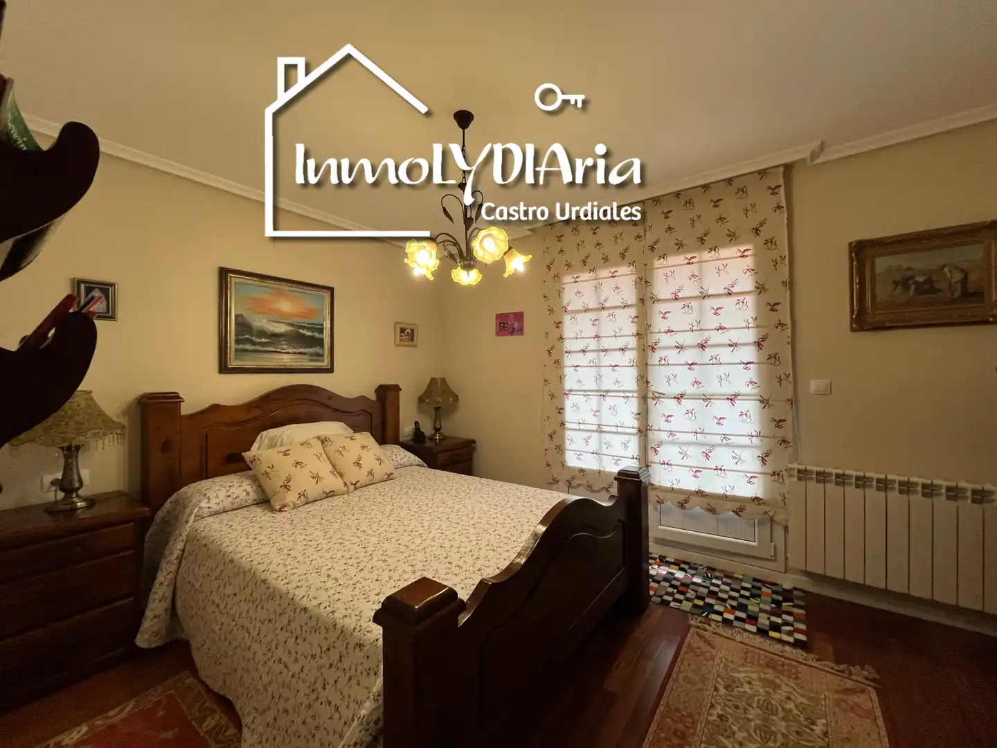 Habitación de Casa o chalet en venta en Castro-Urdiales con Calefacción, Jardín privado y Parquet