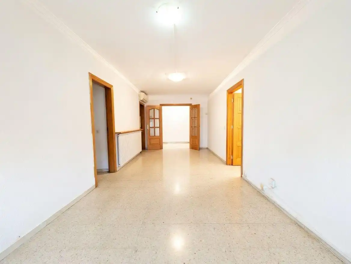 Flat for sale in Molins de Rei  with Air Conditioner