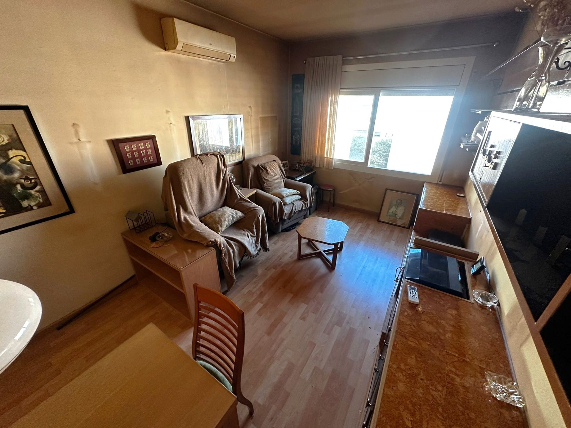 Sala d'estar de Pis en venda en  Barcelona Capital amb Aire condicionat, Calefacció i Parquet