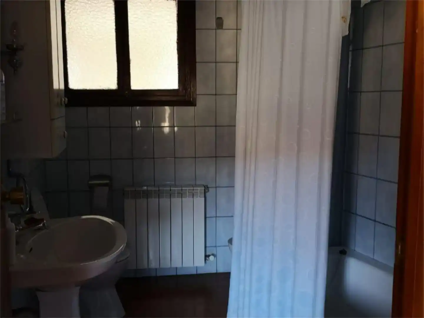 Bany de Pis en venda en Lanaja amb Jardí privat i Moblat