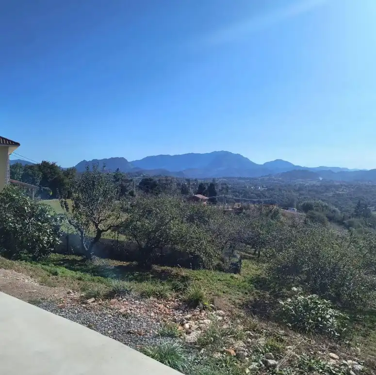 Casa o xalet en venda en Oviedo  amb Aire condicionat, Calefacció i Jardí privat