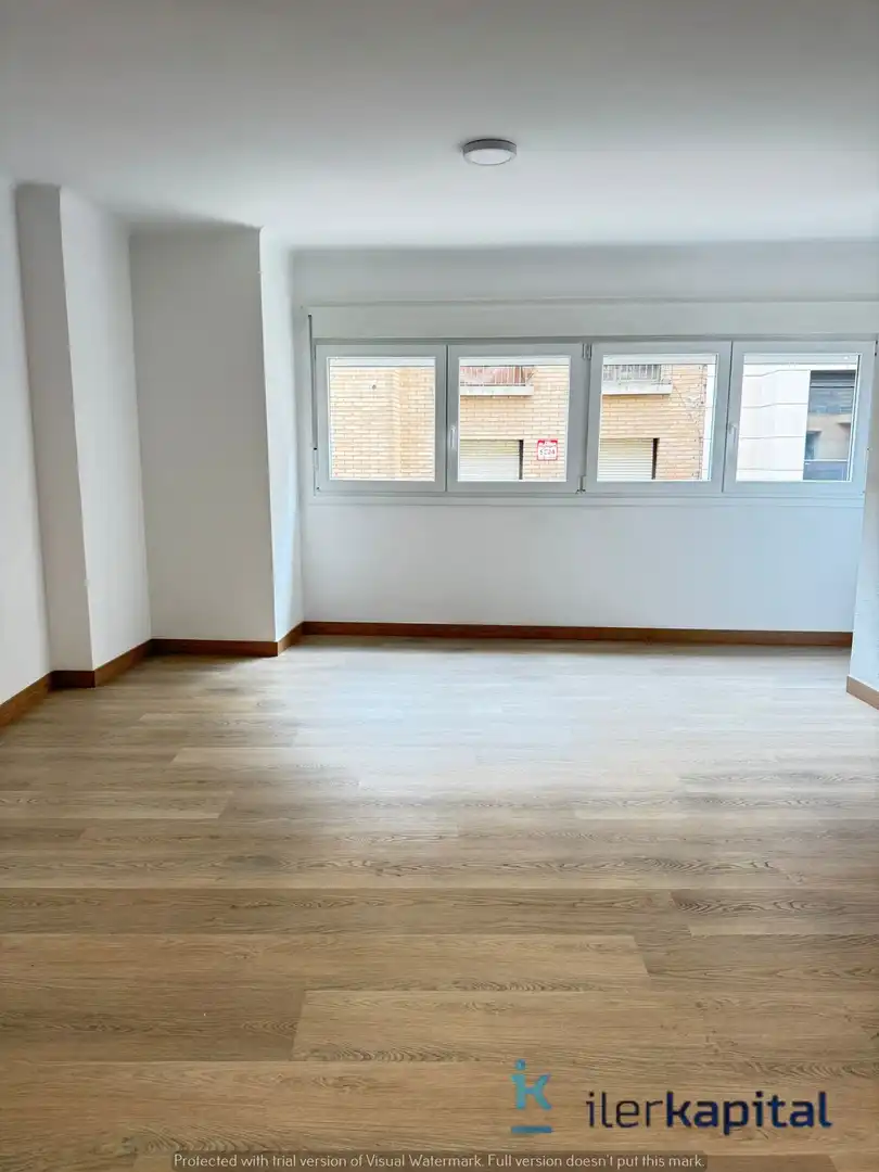Schlafzimmer von Wohnung zum Verkauf in Lleida mit Klimaanlage, Heizung und Abstellraum