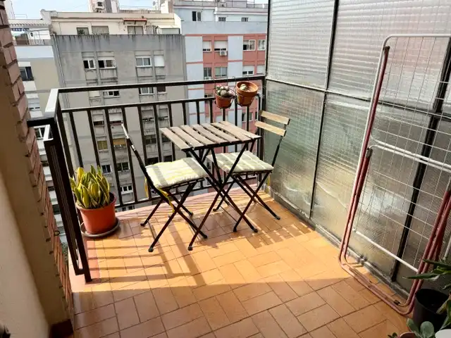 Terrassa de Pis en venda en Barcelona amb Aire condicionat, Parquet i Balcó