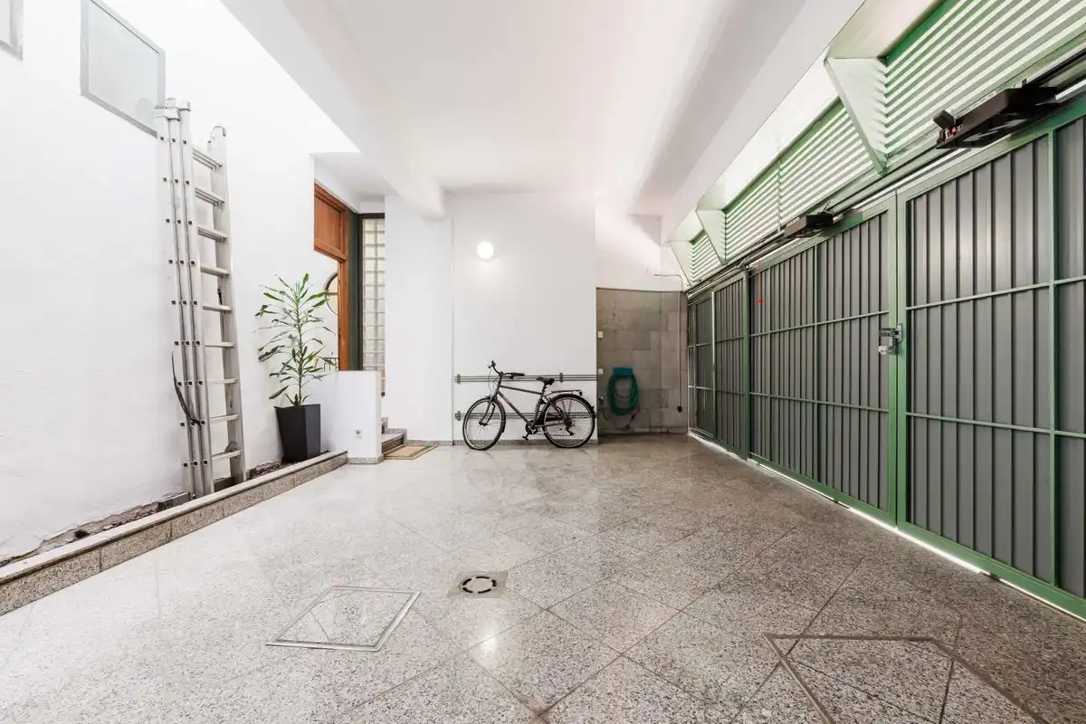 Adossat amb piscina en venda a Callejón Sánchez de Castro, imagen 18