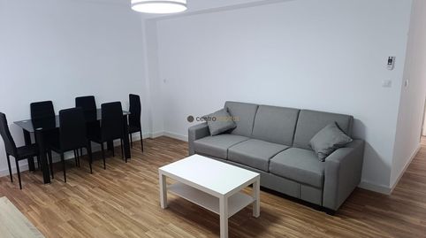 Foto 2 de Piso de alquiler en Monóvar / Monòver, Alicante