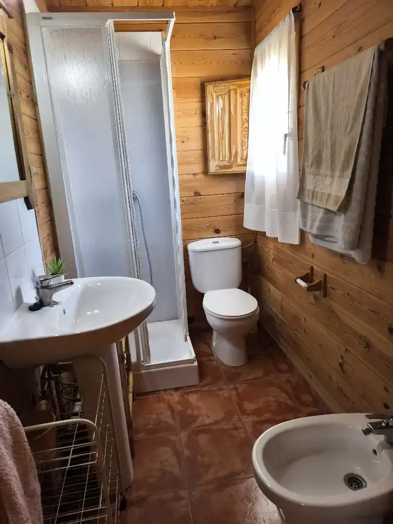Badezimmer von Country house zur Miete in Moratalla mit Möbliert