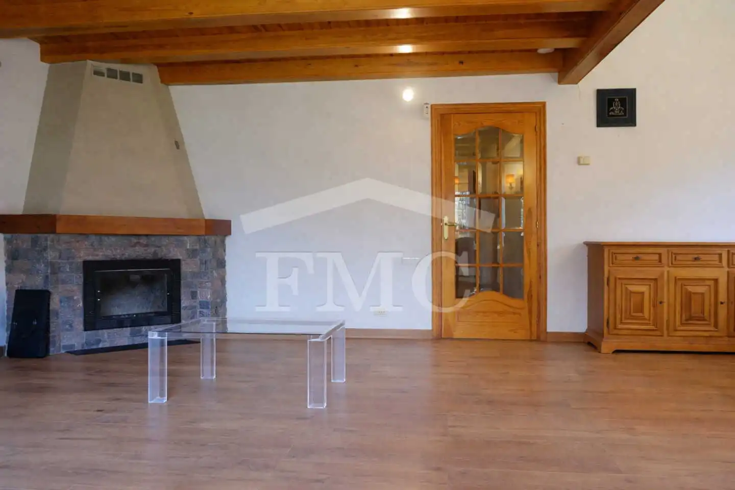 Sala d'estar de Casa o xalet en venda en Llívia amb Calefacció, Jardí privat i Parquet