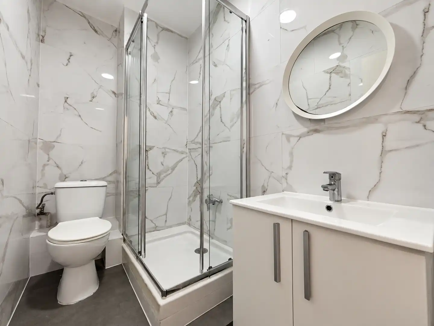 Flat with terrace for sale in Carrer Nou de la Rambla, imagen 20