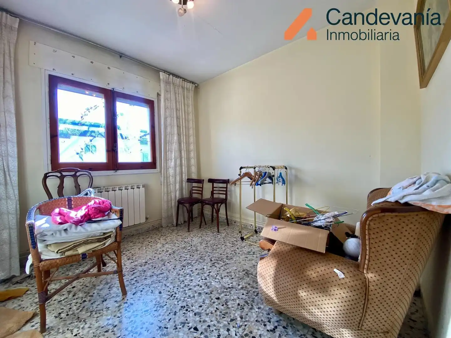 Living room of Detached homes for sale in Gurrea de Gállego  with Heating and Private garden