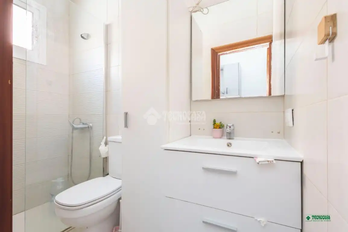 Baño de Piso en venta en Almería