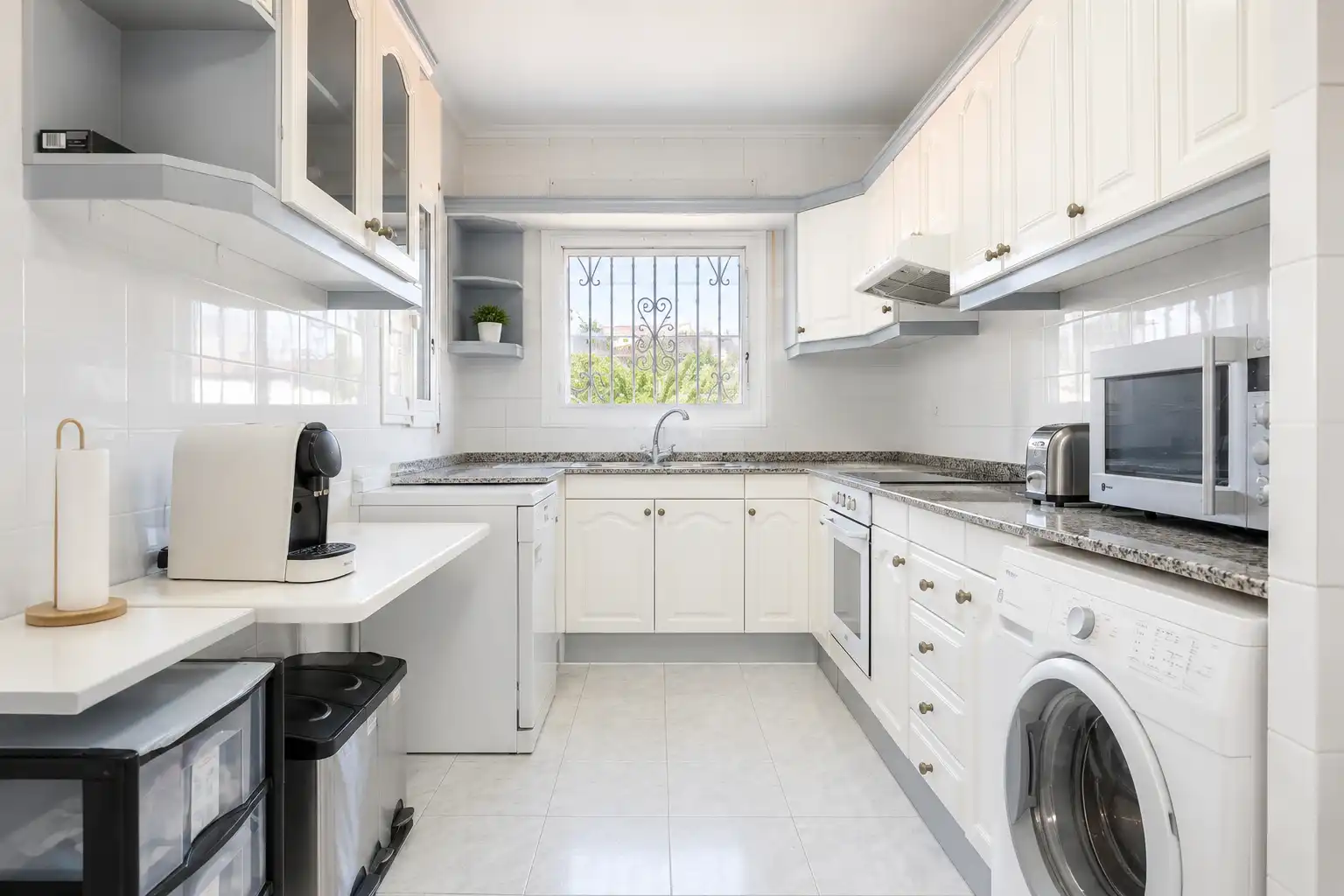 Kitchen of Detached homes for sale in Cambrils  with Air Conditioner, Private garden and Terrace