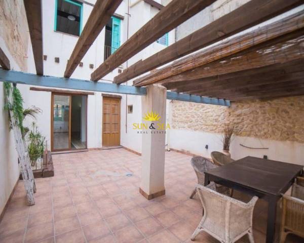 Apartamento en Alquiler en Carolinas Bajas