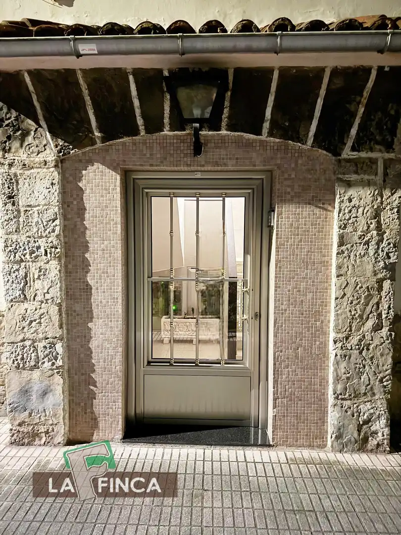 Piso en venta en Gijón  con Calefacción, Trastero y Amueblado