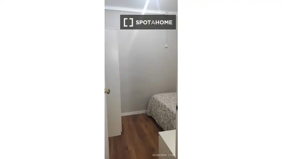 Bedroom of Flat for share in Collblanc - La Torrassa